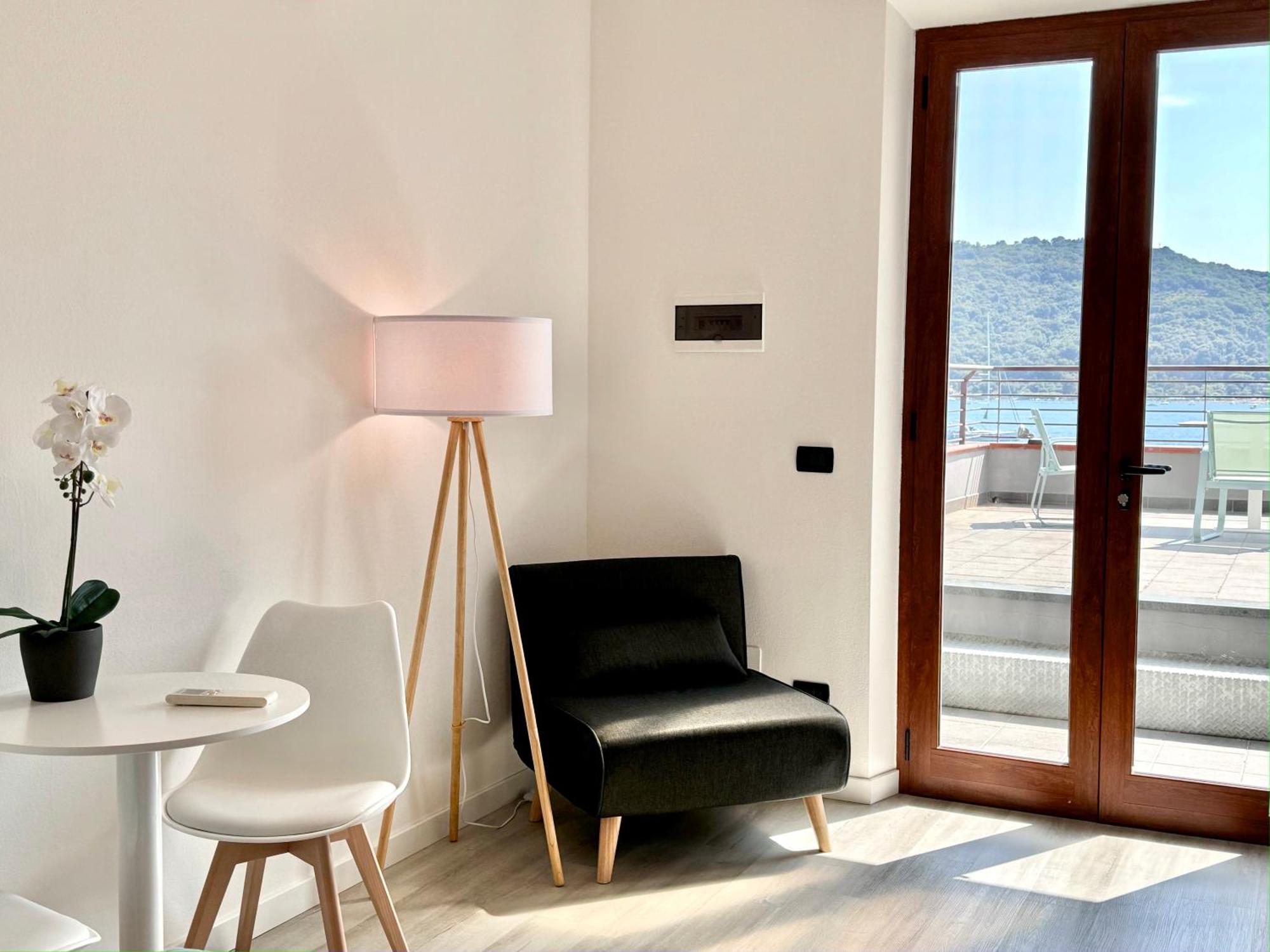 Mirage Rooms & Apartments Porto Venere Luaran gambar